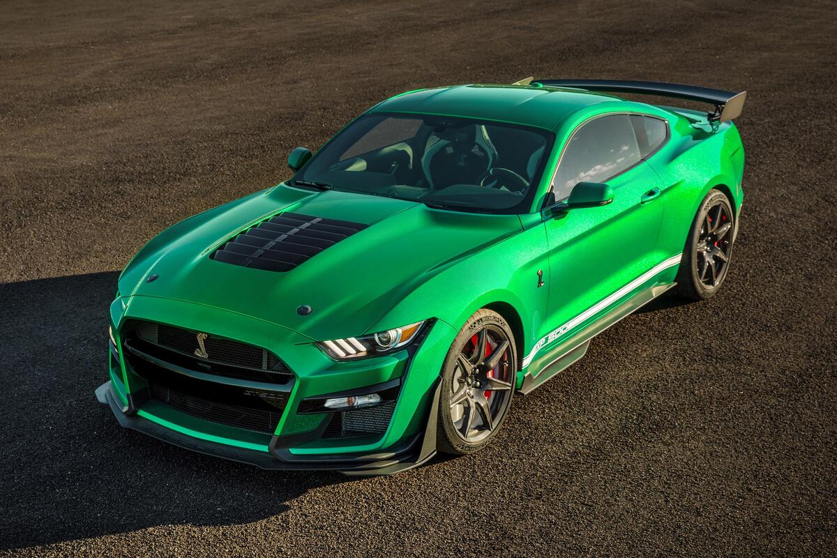 Bright green Ford Mustang Shelby GT500