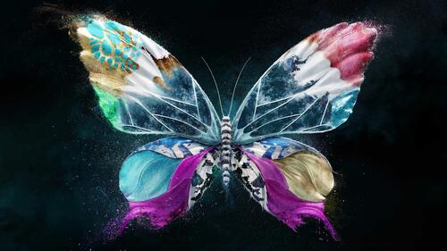 Цветная бабочка из ткани на темном фоне
