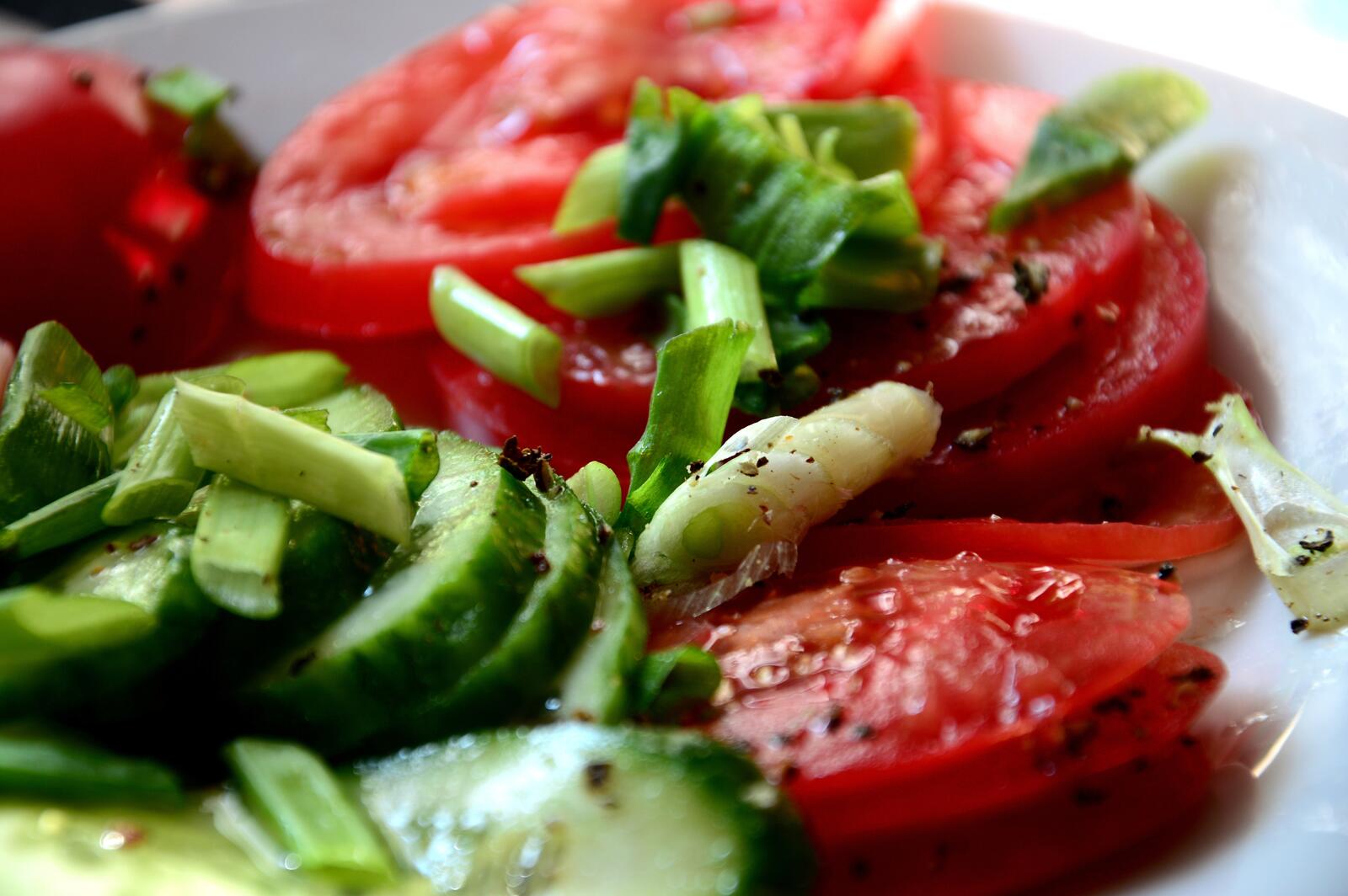 Wallpapers tomatoes salad herbs on the desktop