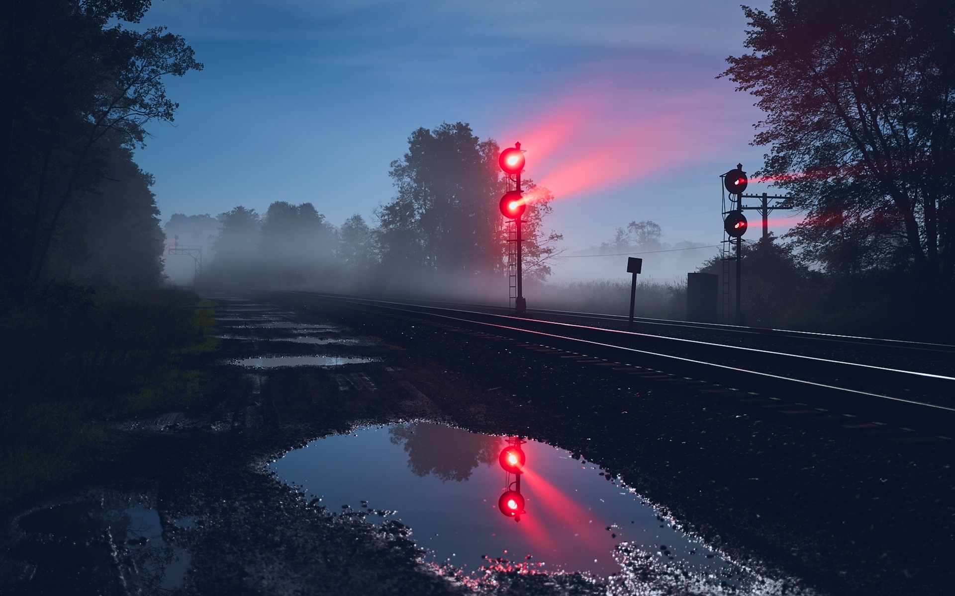 Бесплатное фото Красный свет для поезда