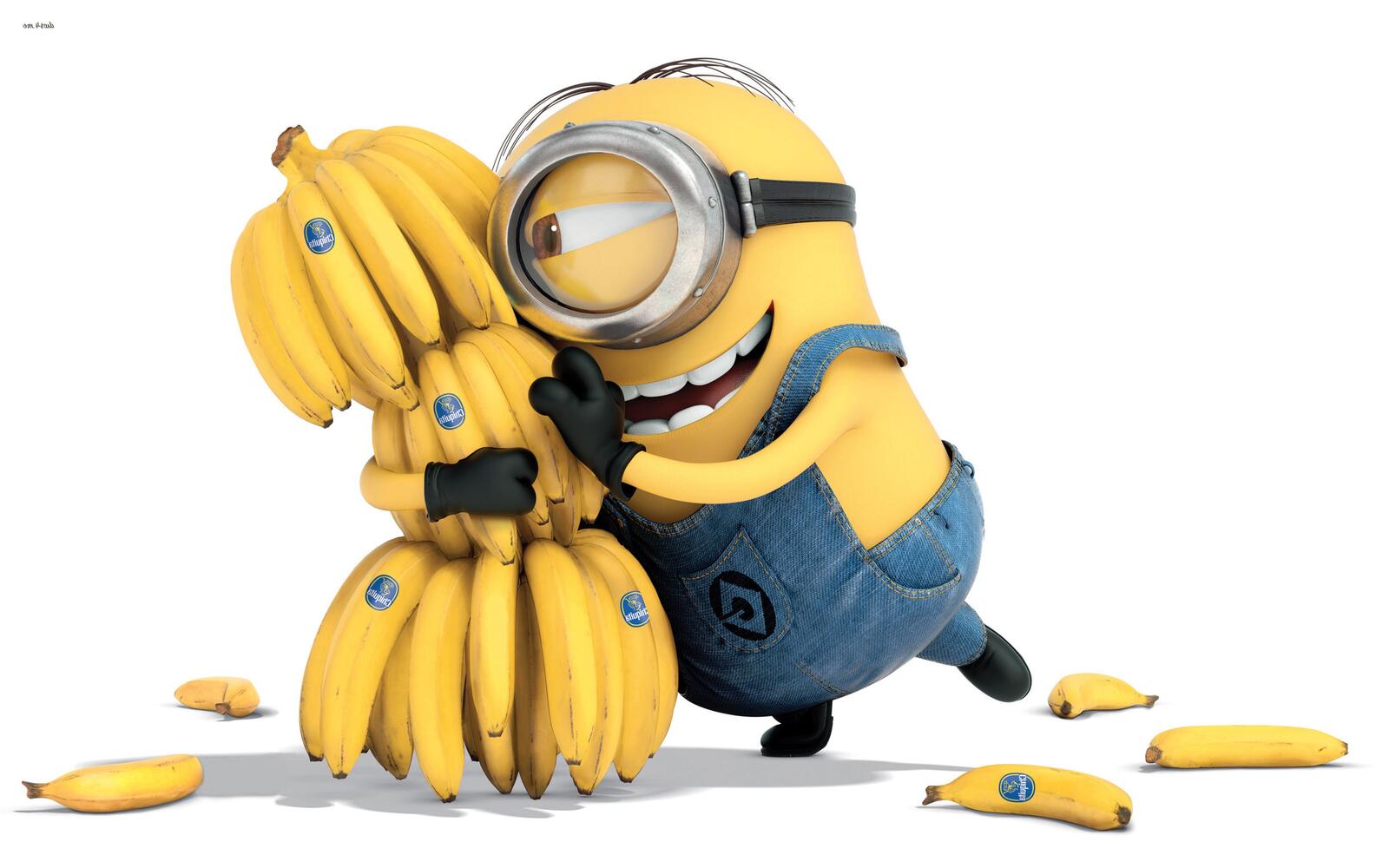 Free photo Funny picture of a minion in love with bananas.