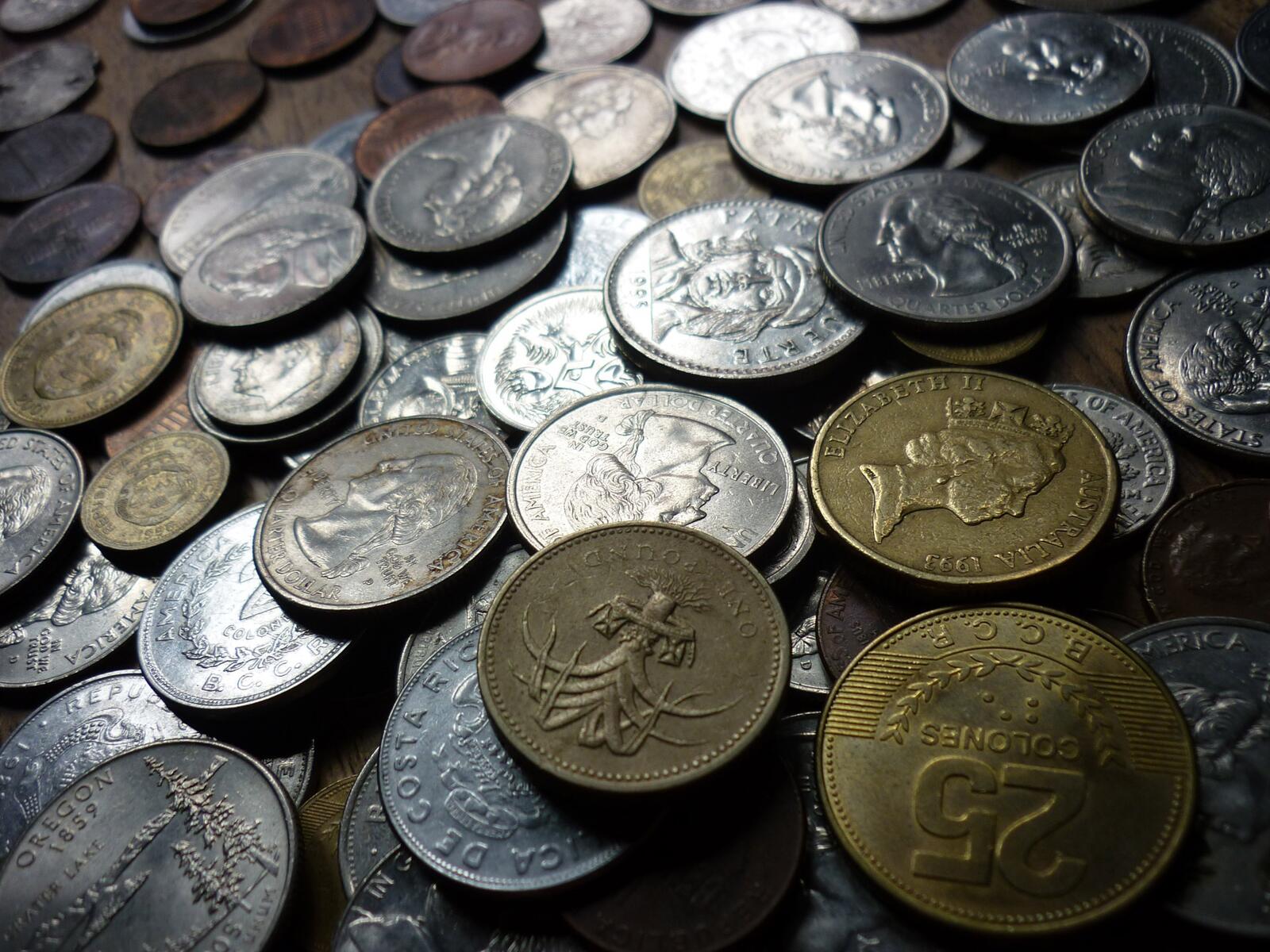 Бесплатное фото Железные старинные монеты