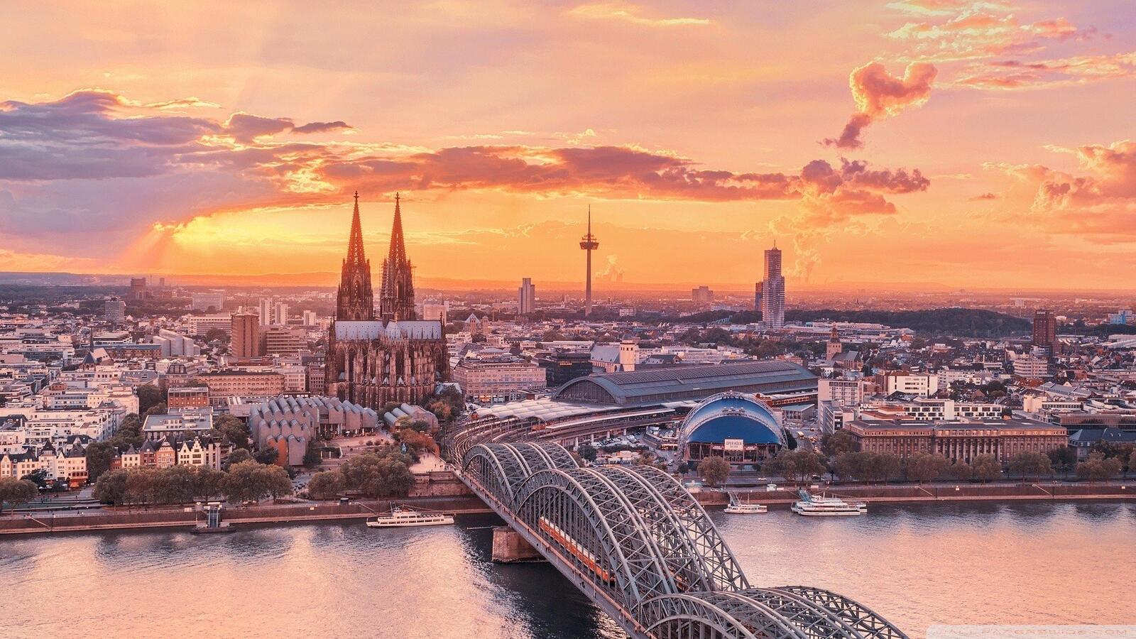Бесплатное фото Кёльнский собор на закате