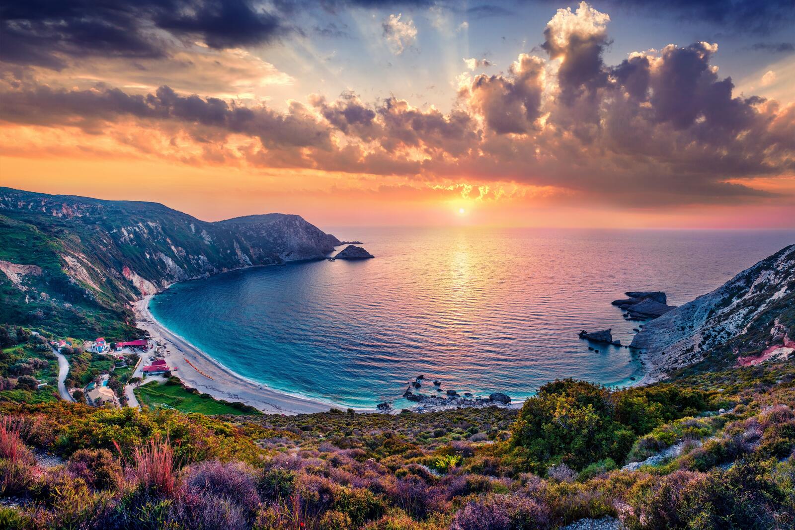 Free photo Beautiful seascape at sunset view from above