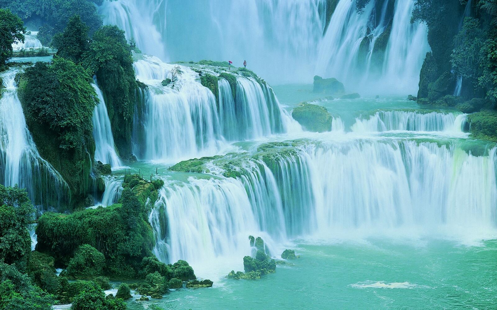 Бесплатное фото Большой водопад