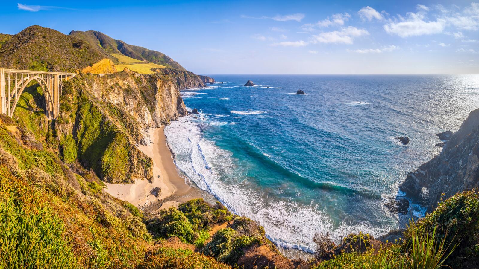 Free photo Coastline in California as seen from above