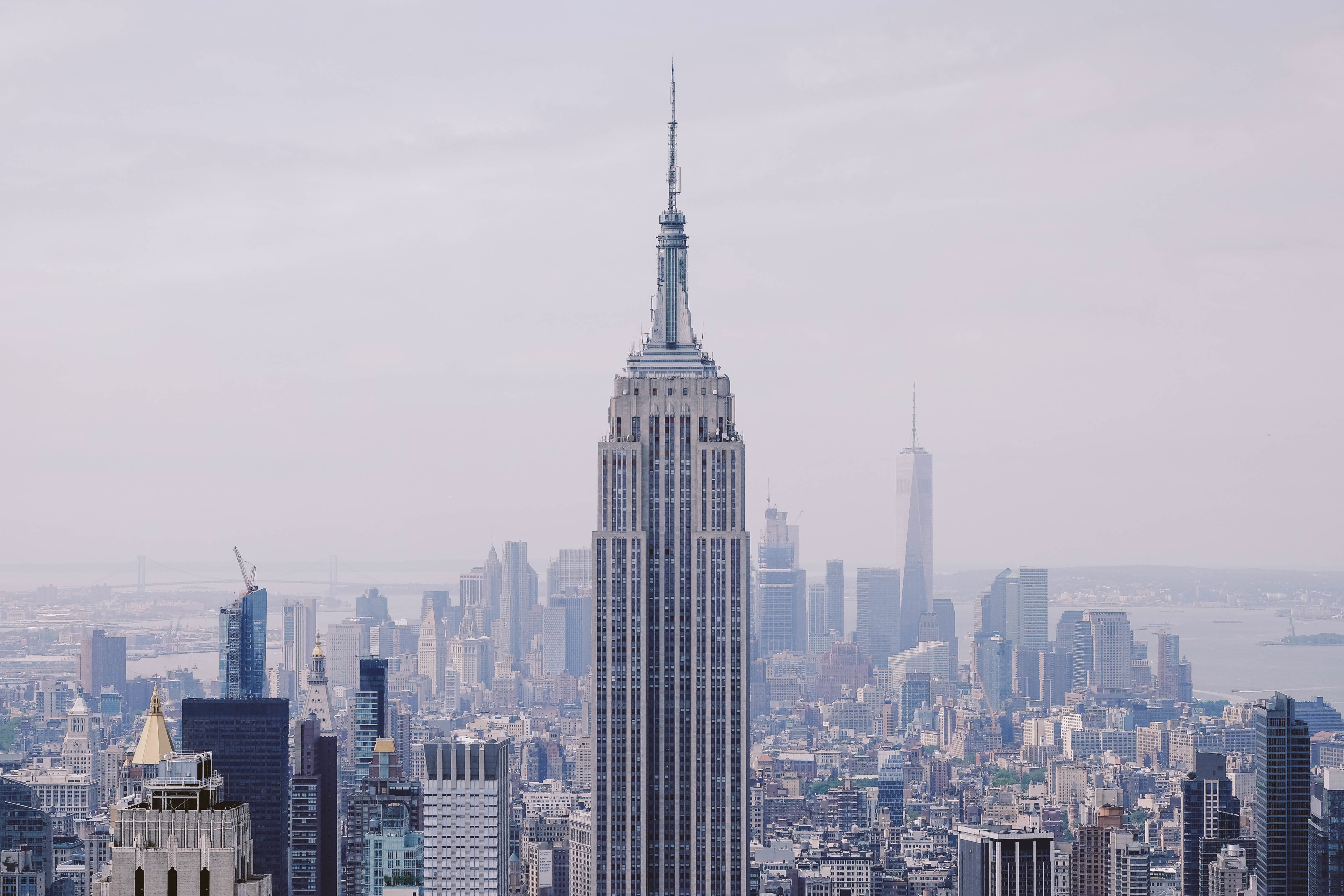 Бесплатное фото Старинный Нью-Йорк с небоскребами