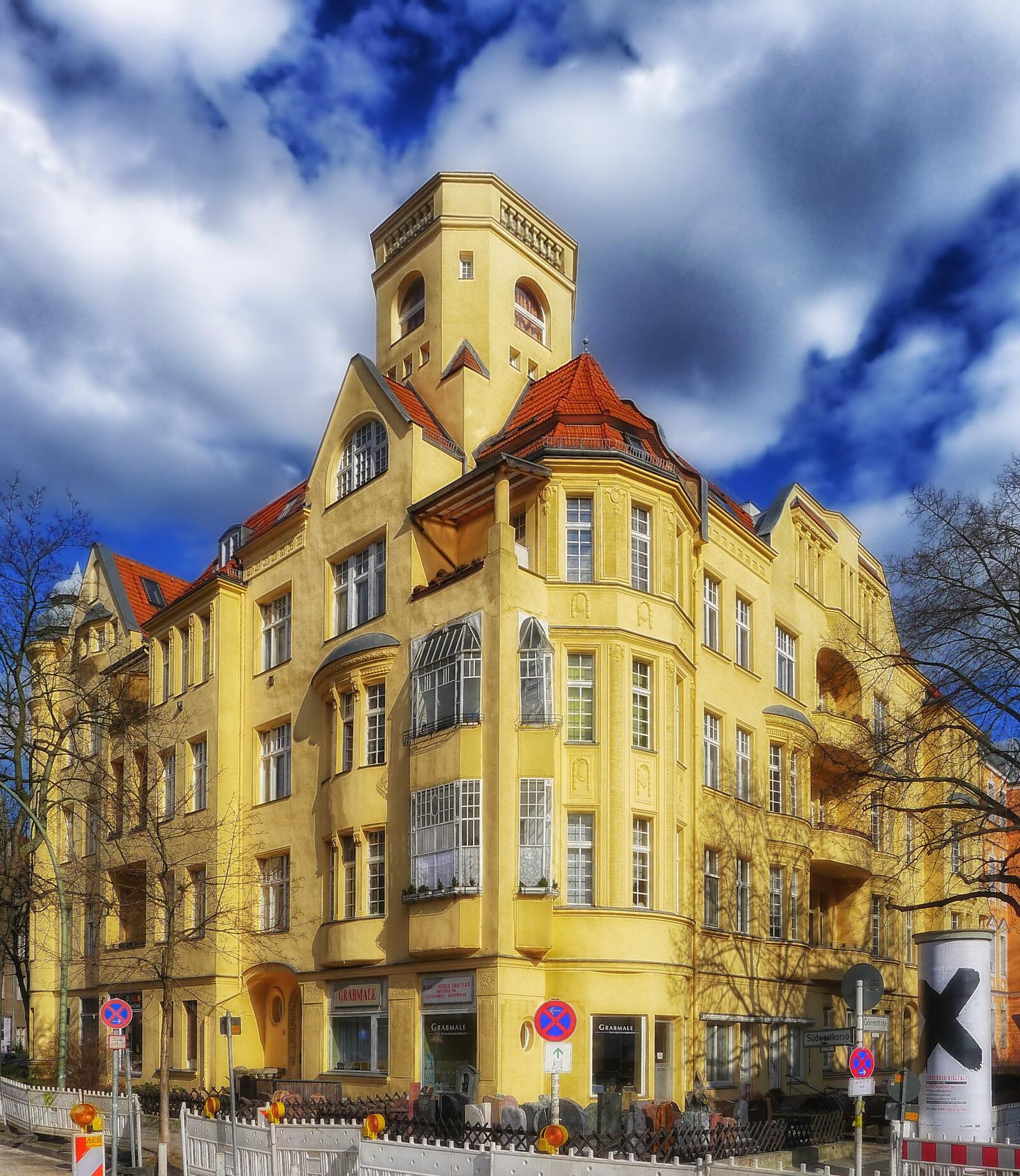 Бесплатное фото Угловой дом в районе Берлина Фриденау