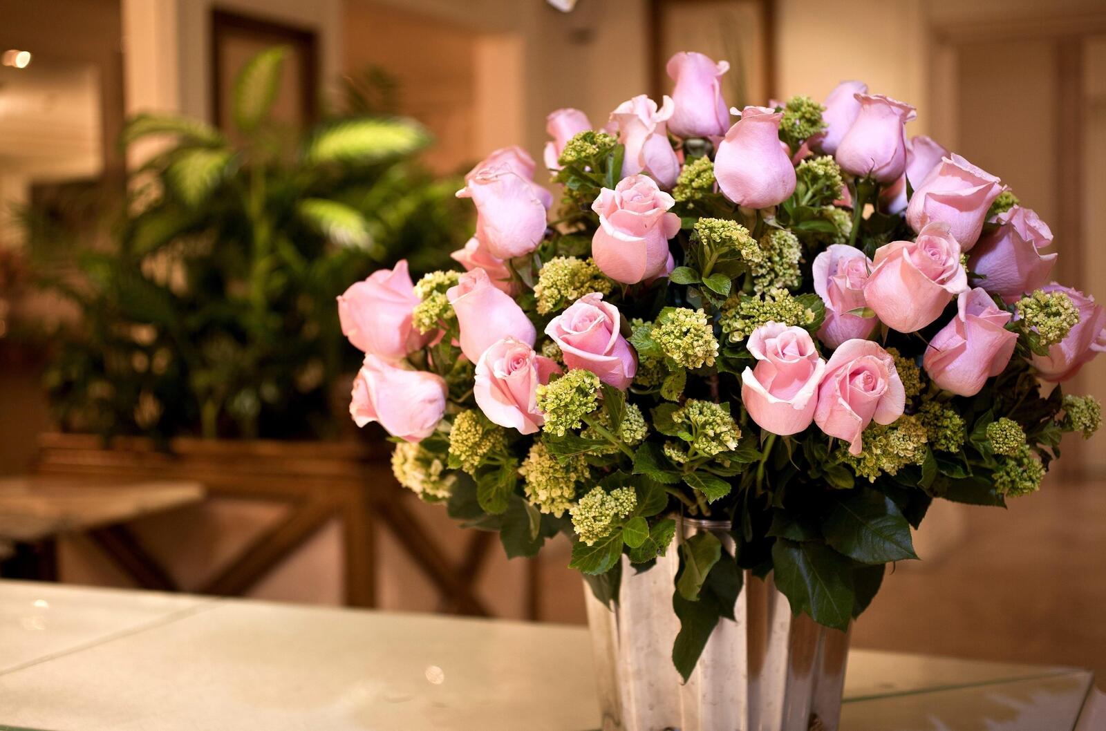 Бесплатное фото Букет фиолетовых роз