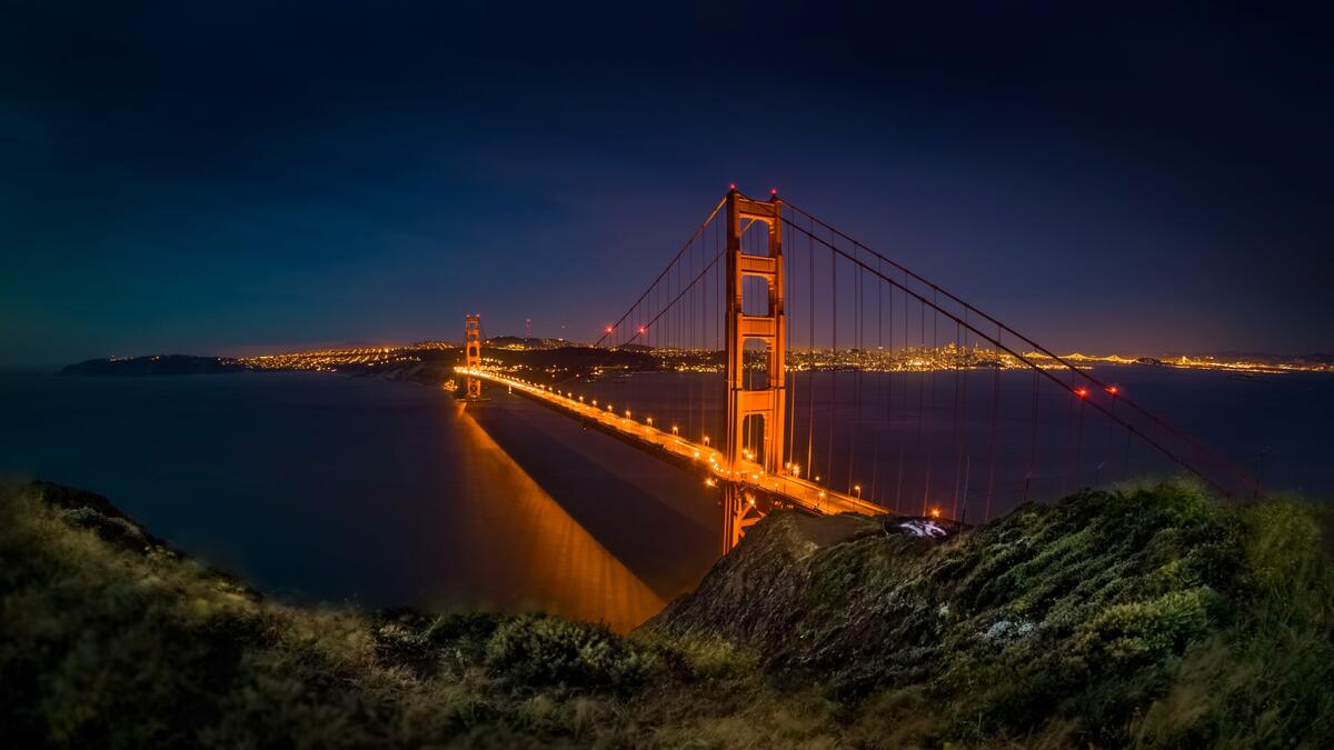 Мост Золотые Ворота в ночи