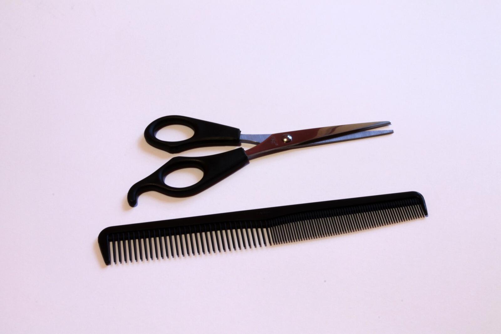 Wallpapers instrument scissors comb on the desktop