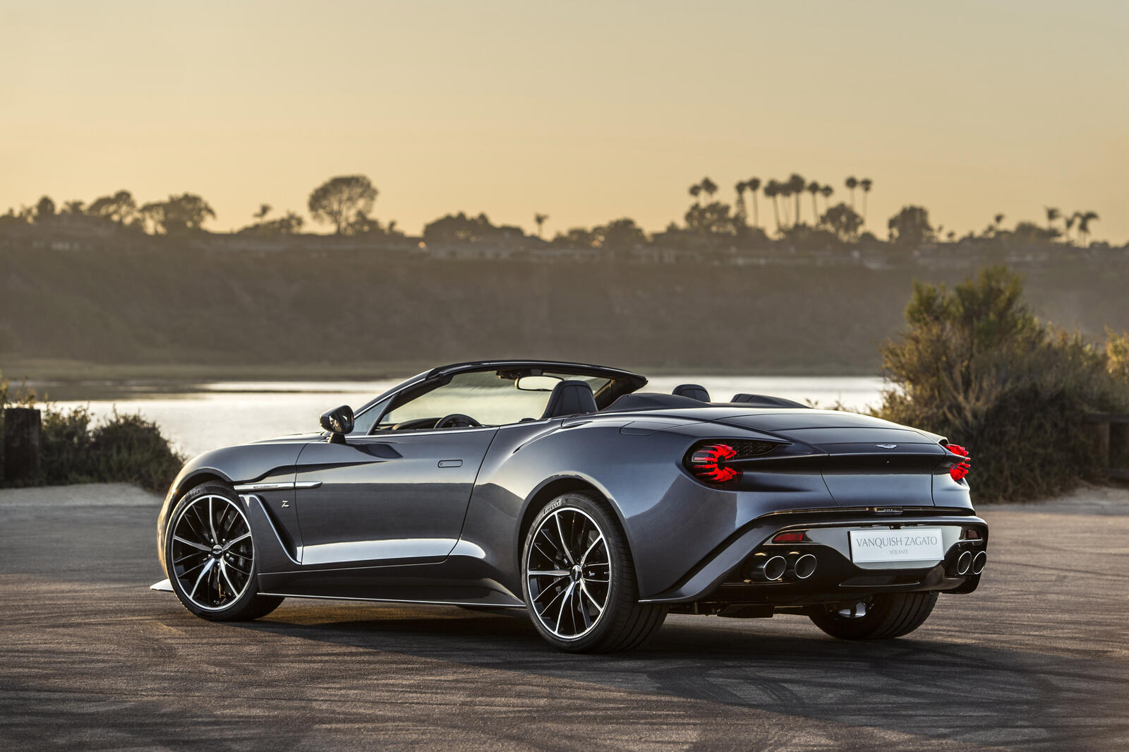 Free photo Picture of a gray Aston Martin Vanquish rear view.