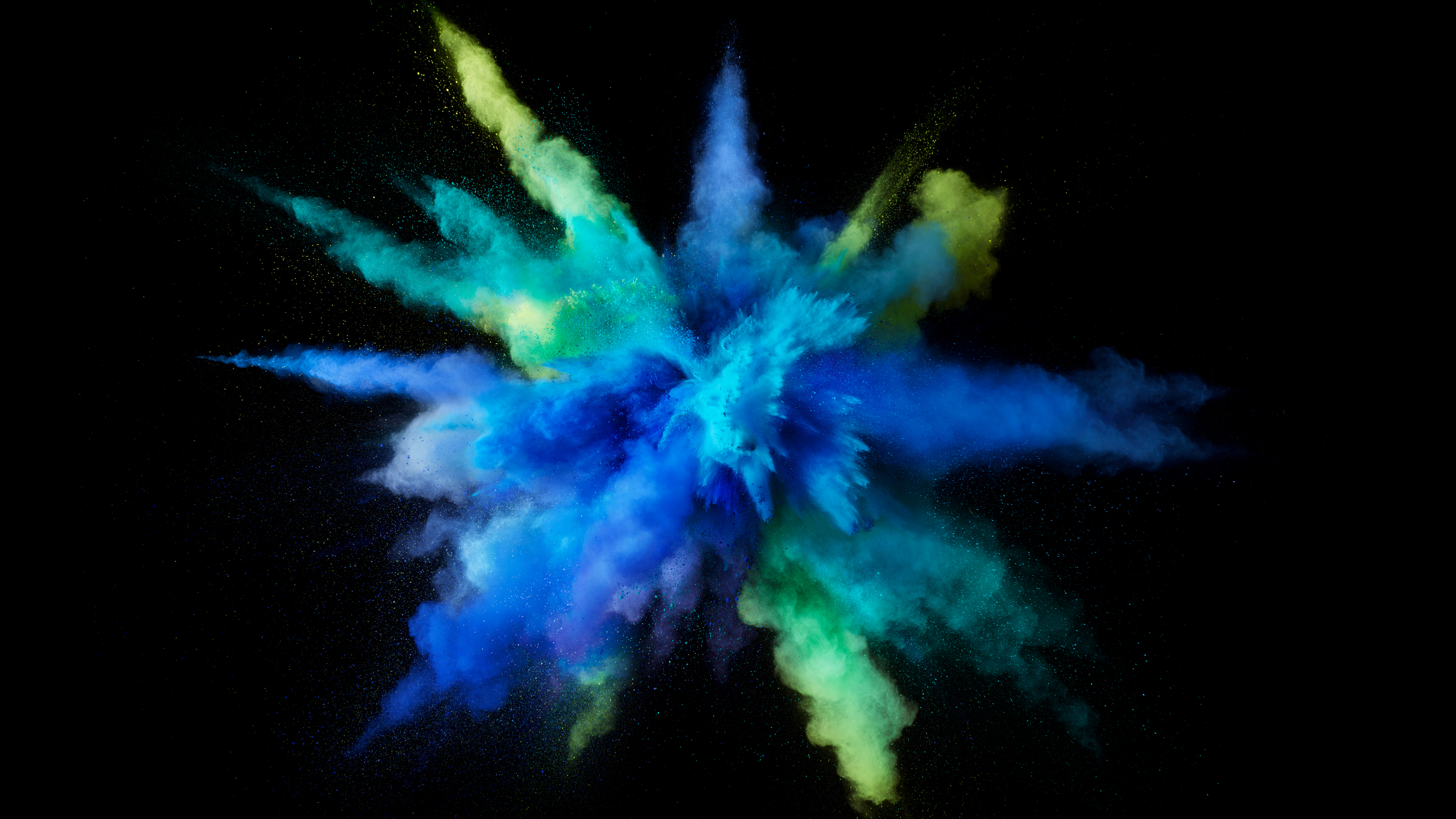 Free photo Exploding colored powder