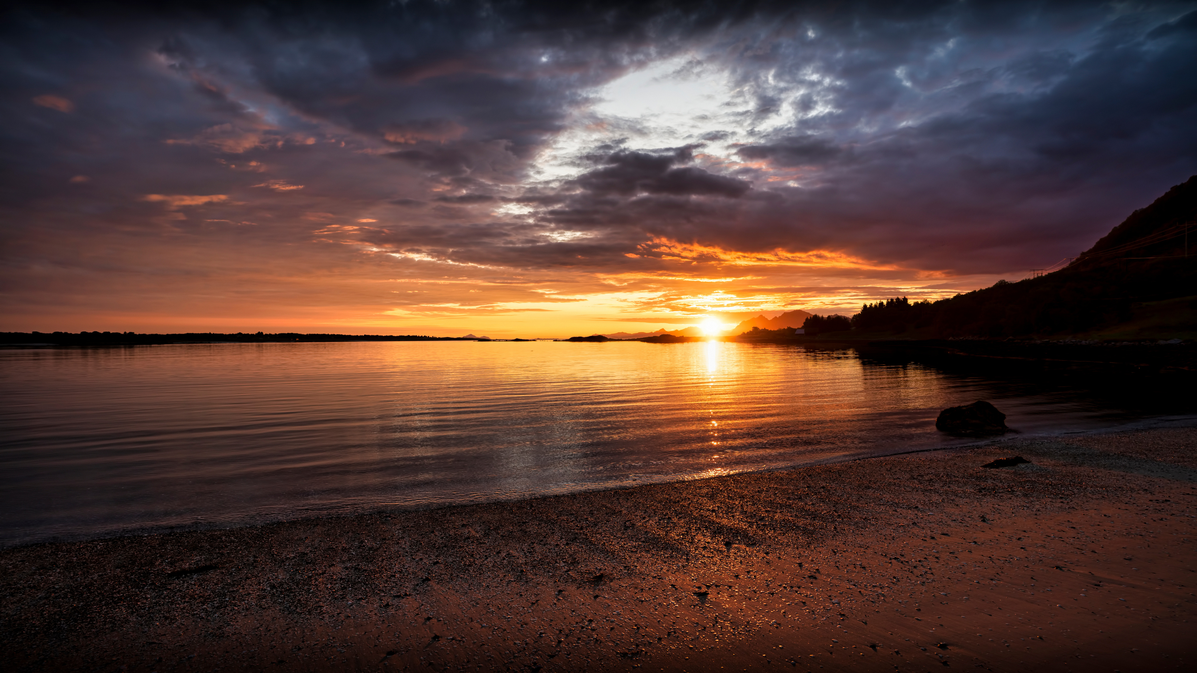 免费照片夕阳下的静谧海景