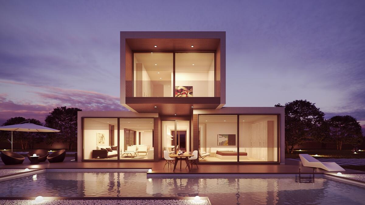 Дизайн современного дома со стеклянными стенами