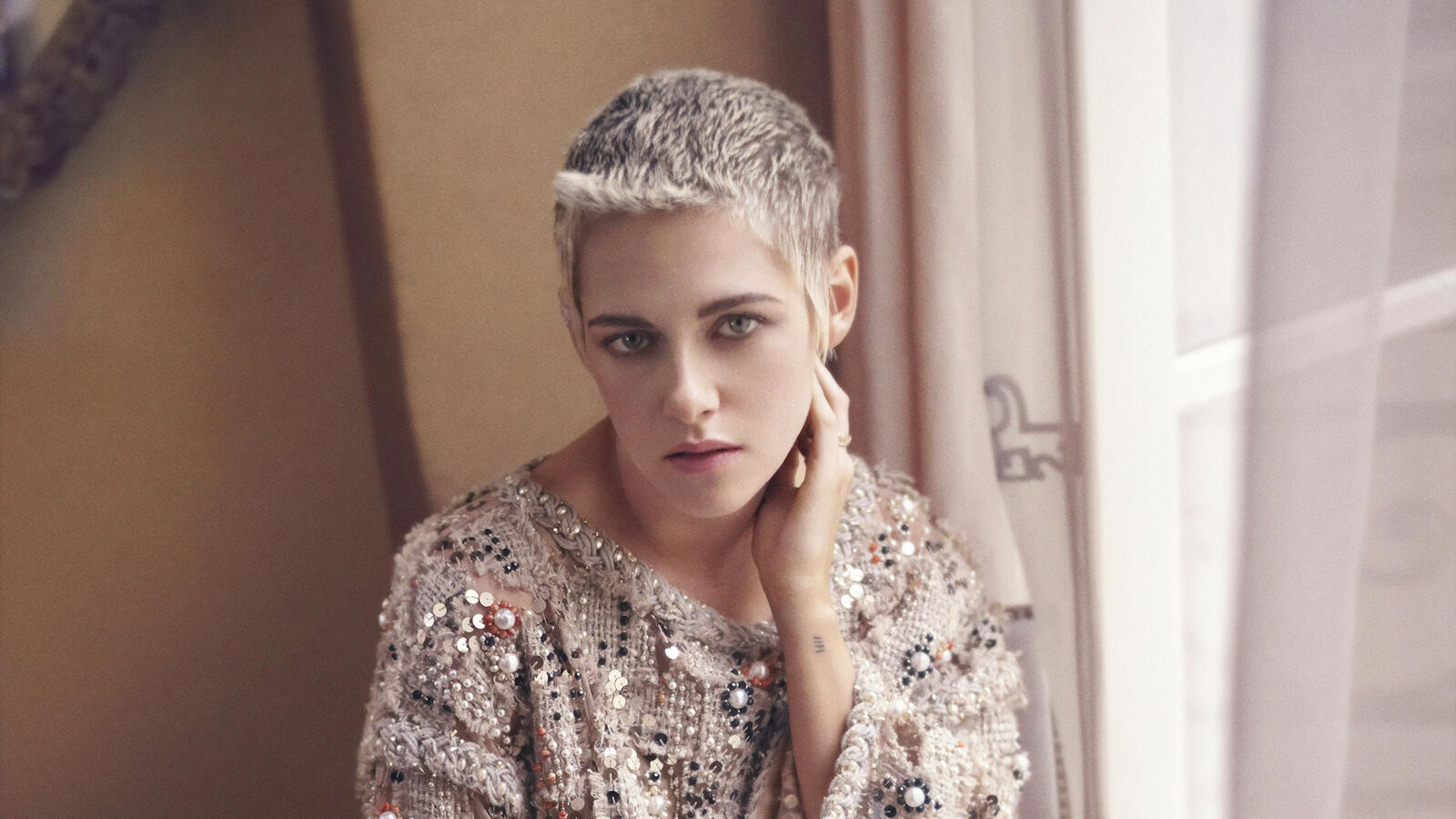 Wallpapers Kristen Stewart short haircut celebrities on the desktop