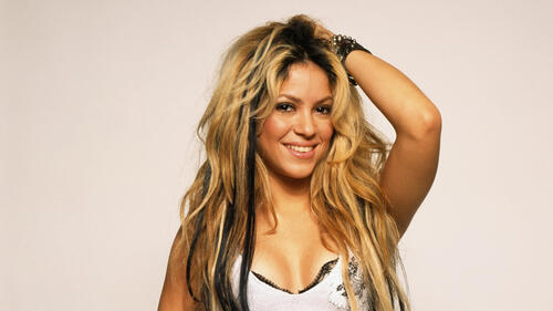 Shakira poses for a photo