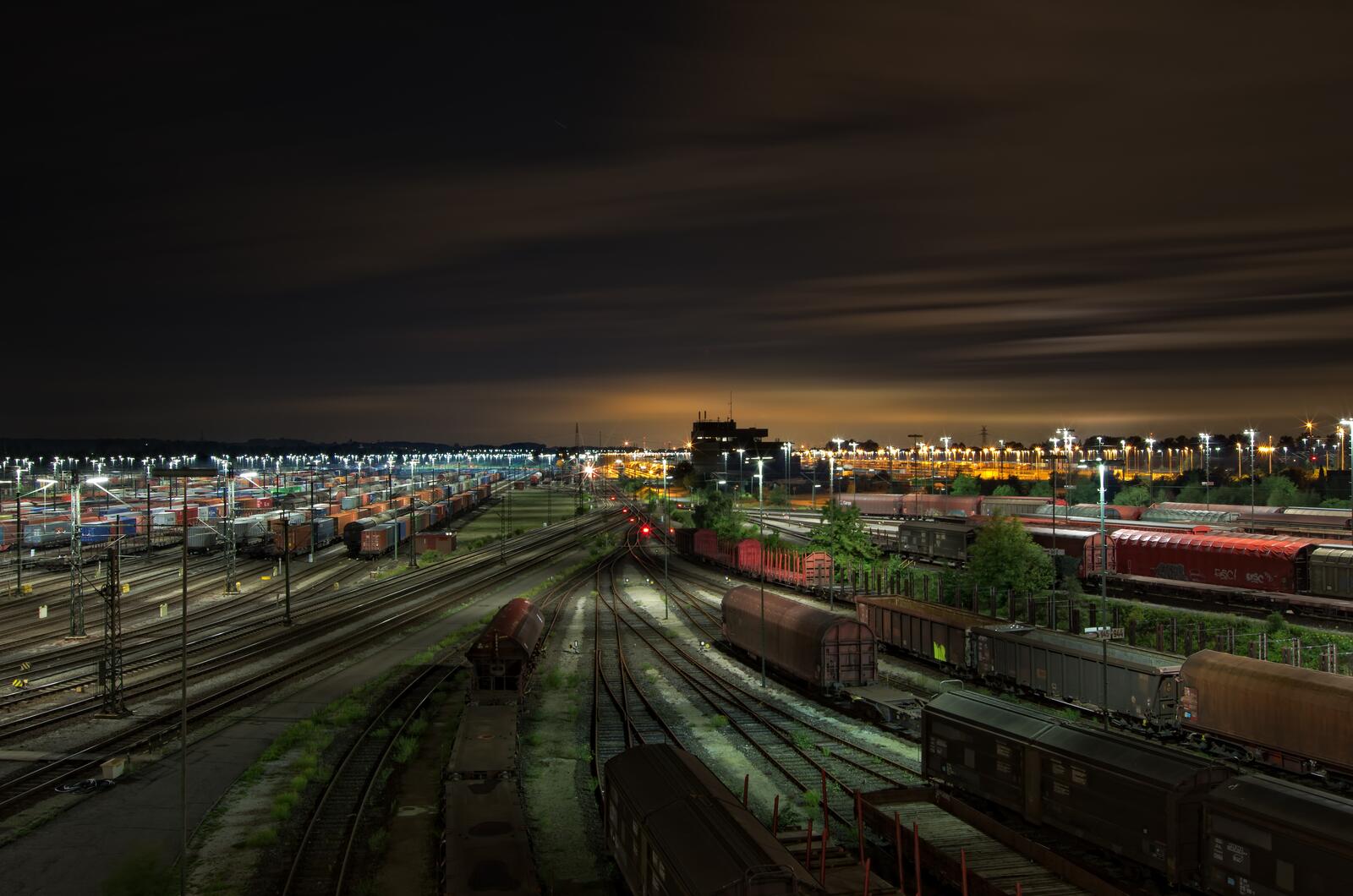 Free photo Night landscape of the railway station