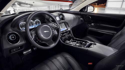 Салон Jaguar XJ