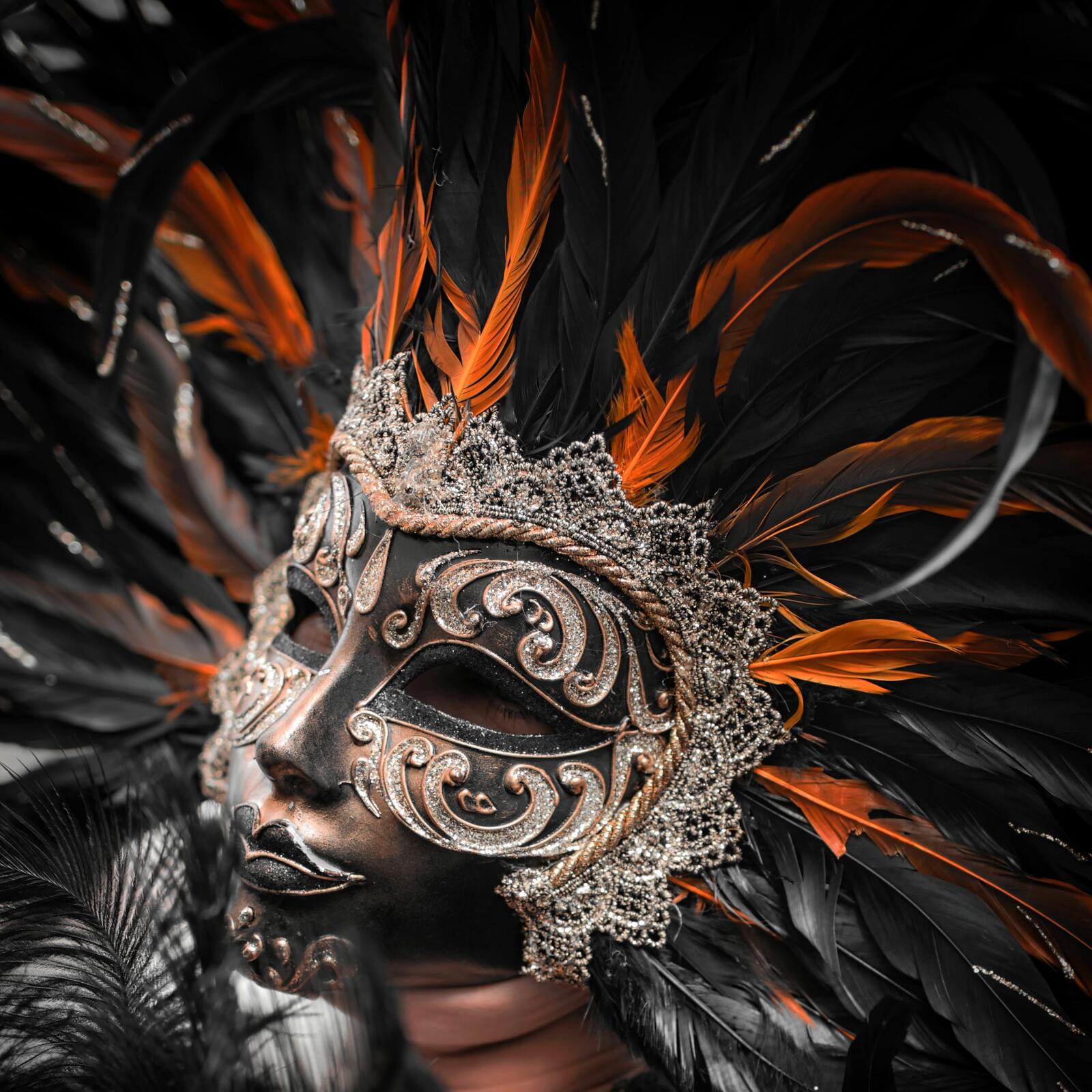 Wallpapers mask ritual masquerade on the desktop