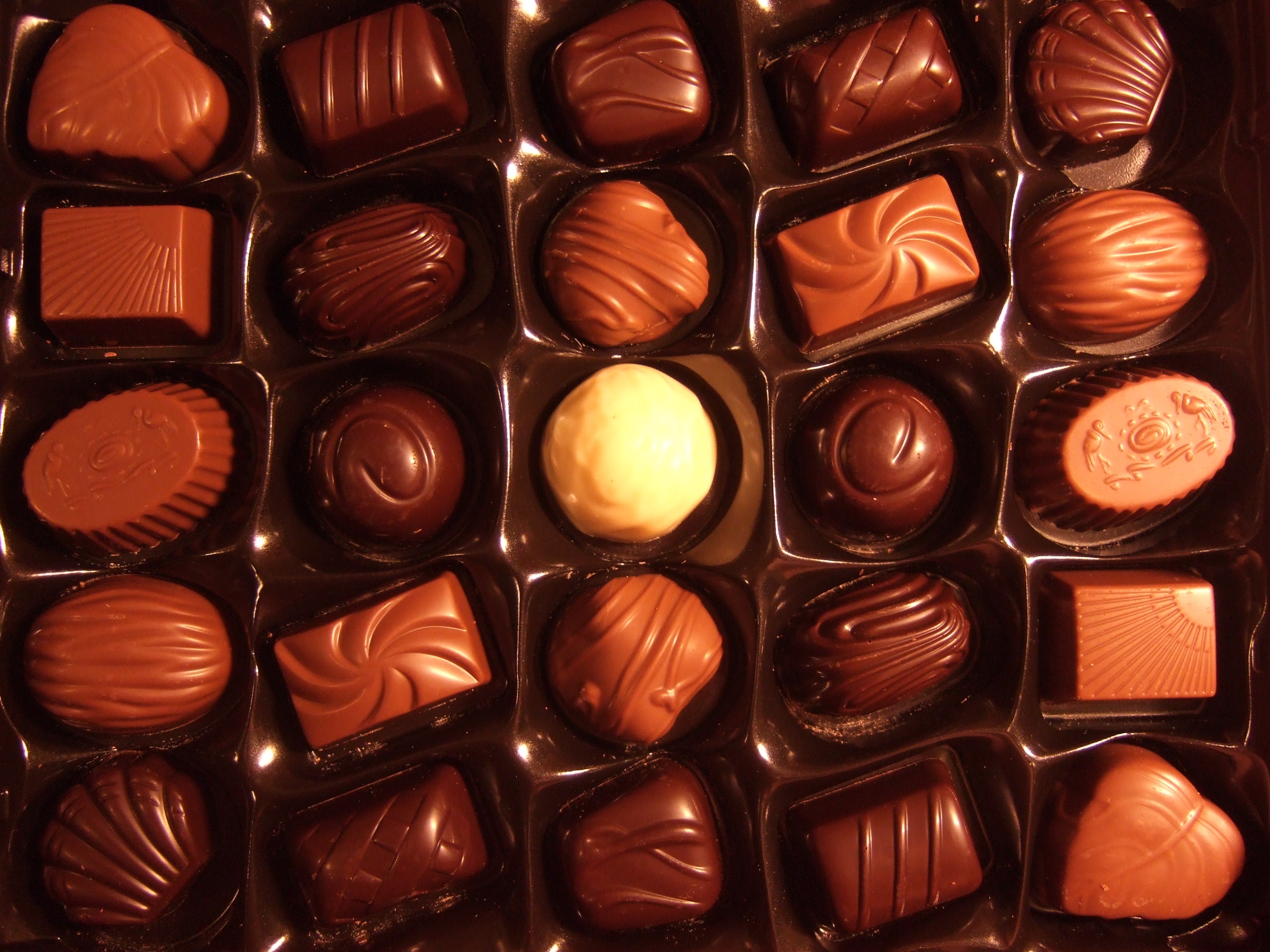Бесплатное фото Коробка шоколадных конфет