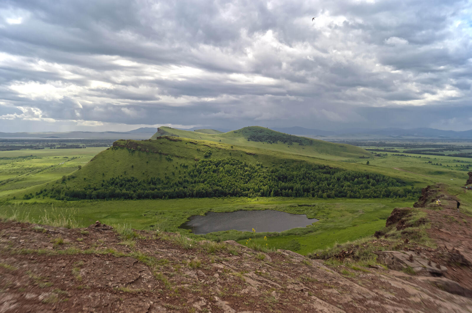 Free photo The sky with mountains in Khakassia
