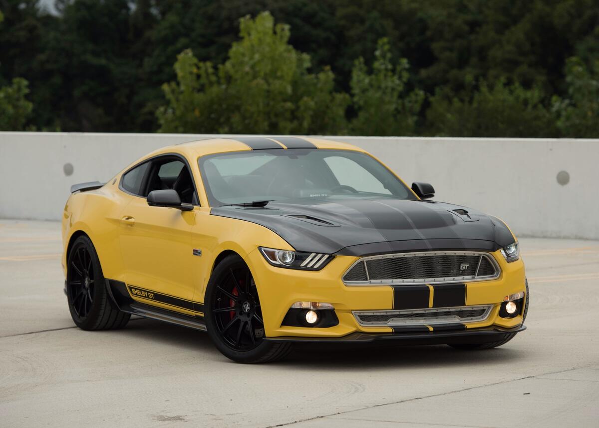 Ford mustang shelby yellow with black stripes