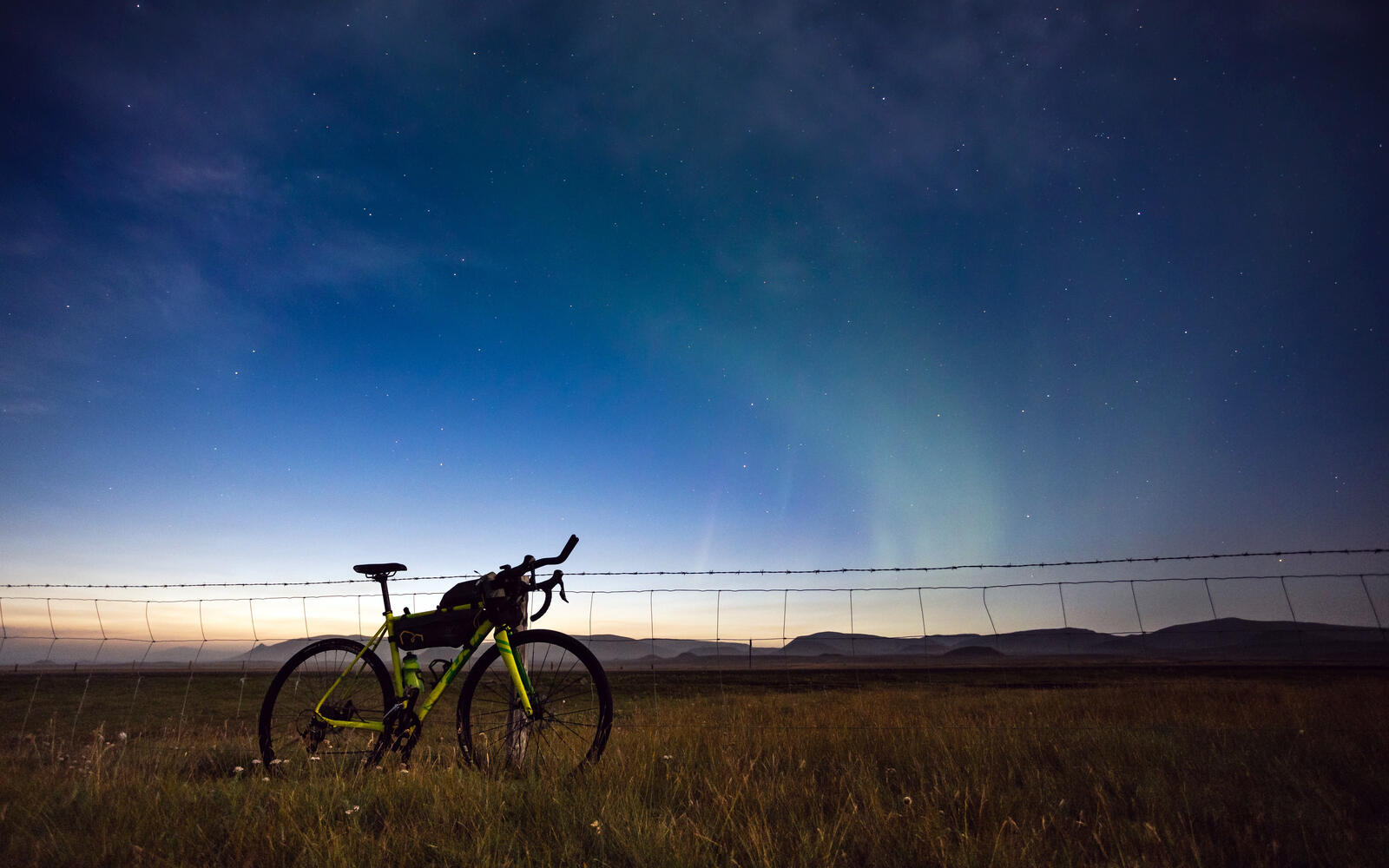 Wallpapers wallpaper starry sky bicycle night on the desktop