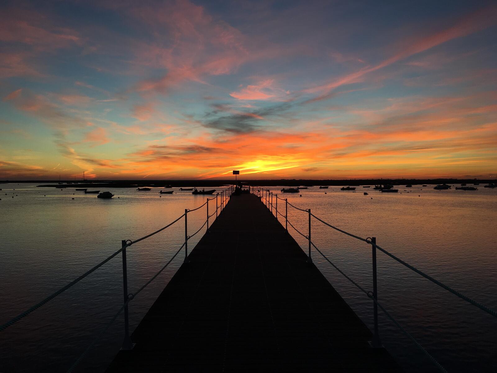 免费照片通向夕阳的桥