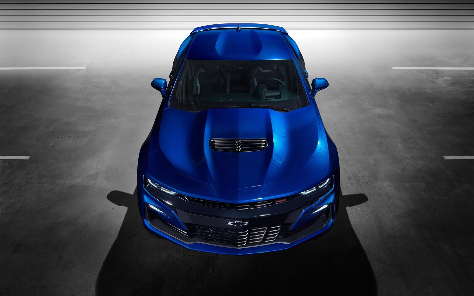 桌面上的壁纸Chevrolet Camaro墙纸 蓝色肌肉车 前面的顶部视图