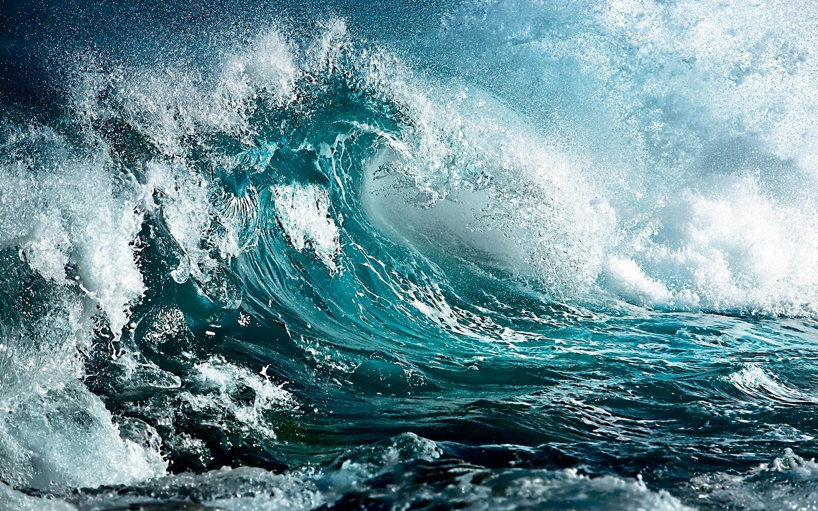 Бесплатное фото Бушующие волны.