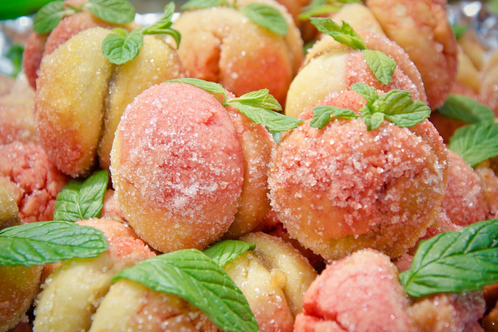 Бесплатное фото Вкусные персики в сахаре