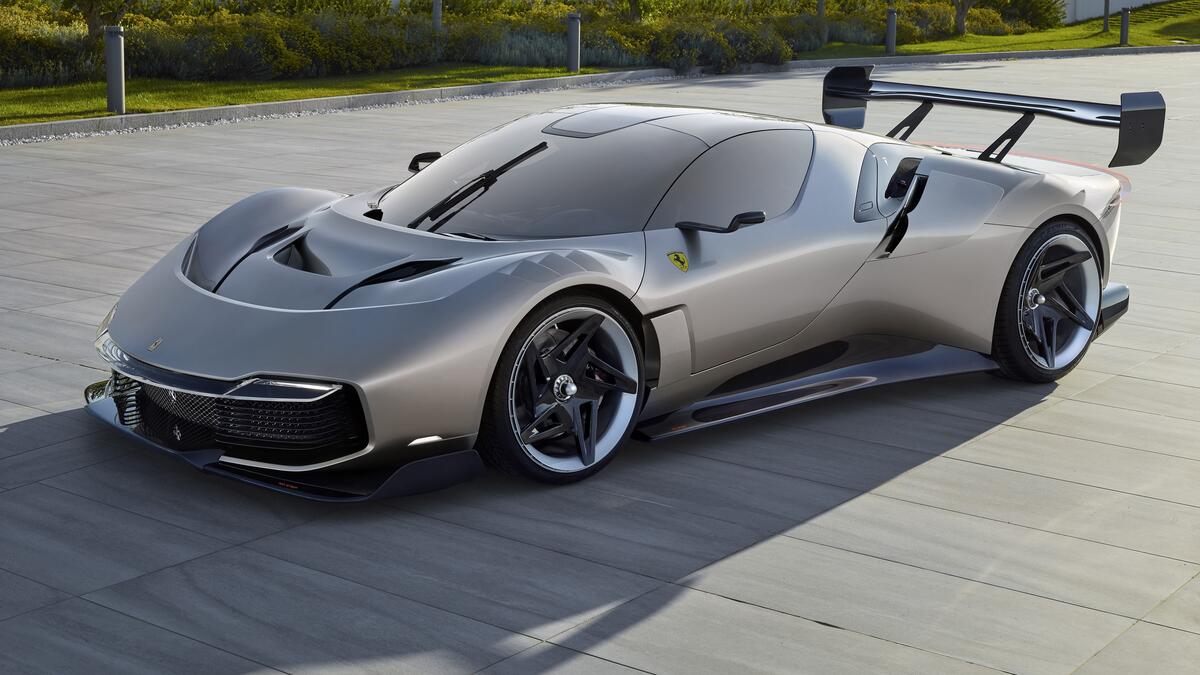 The futuristic sports car - Ferrari KC23