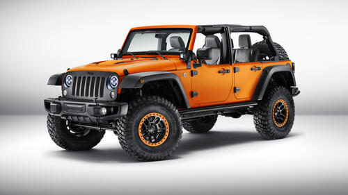 Оранжевый jeep wrangler rubicon