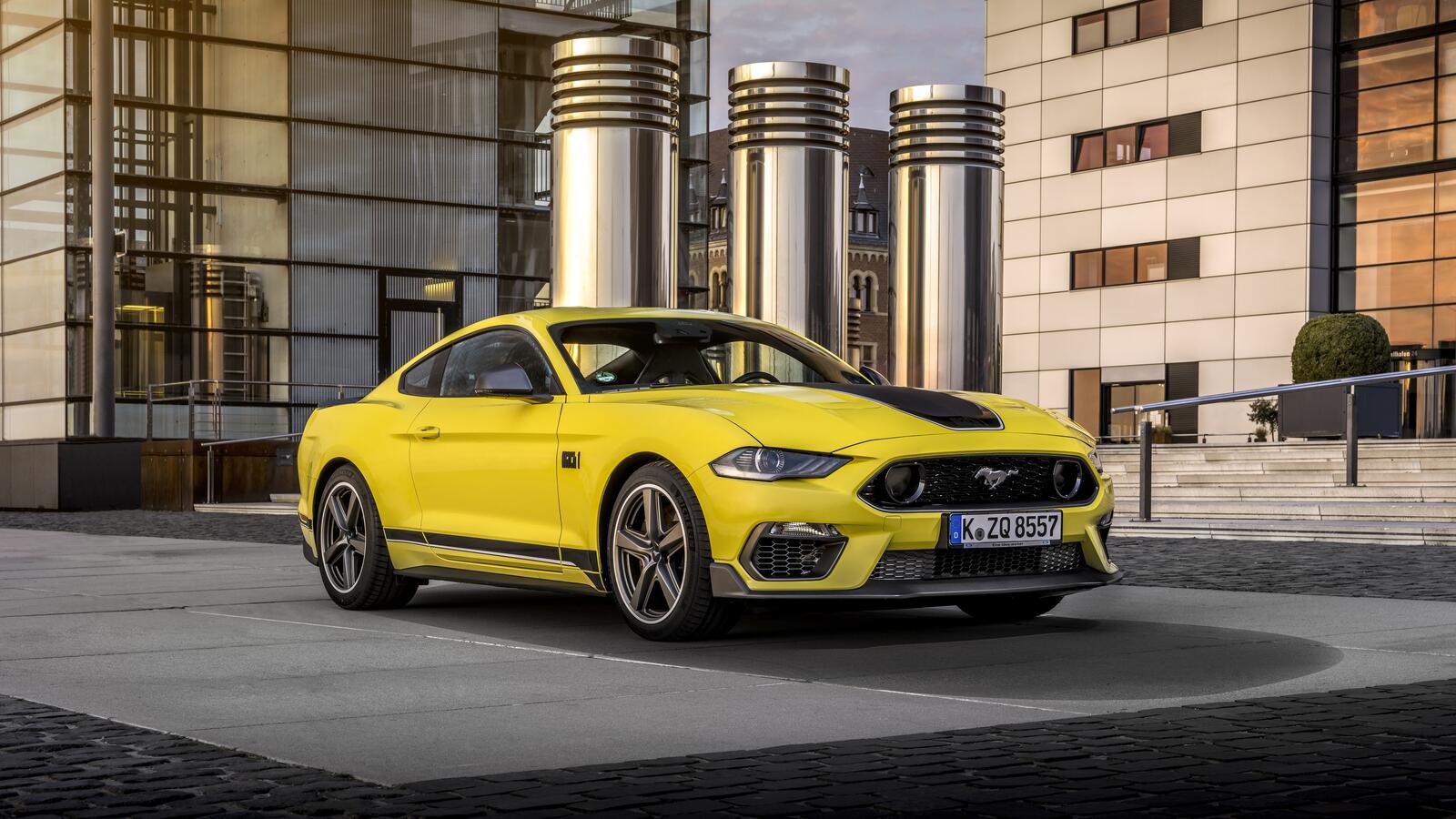 Free photo Yellow ford mustang mach