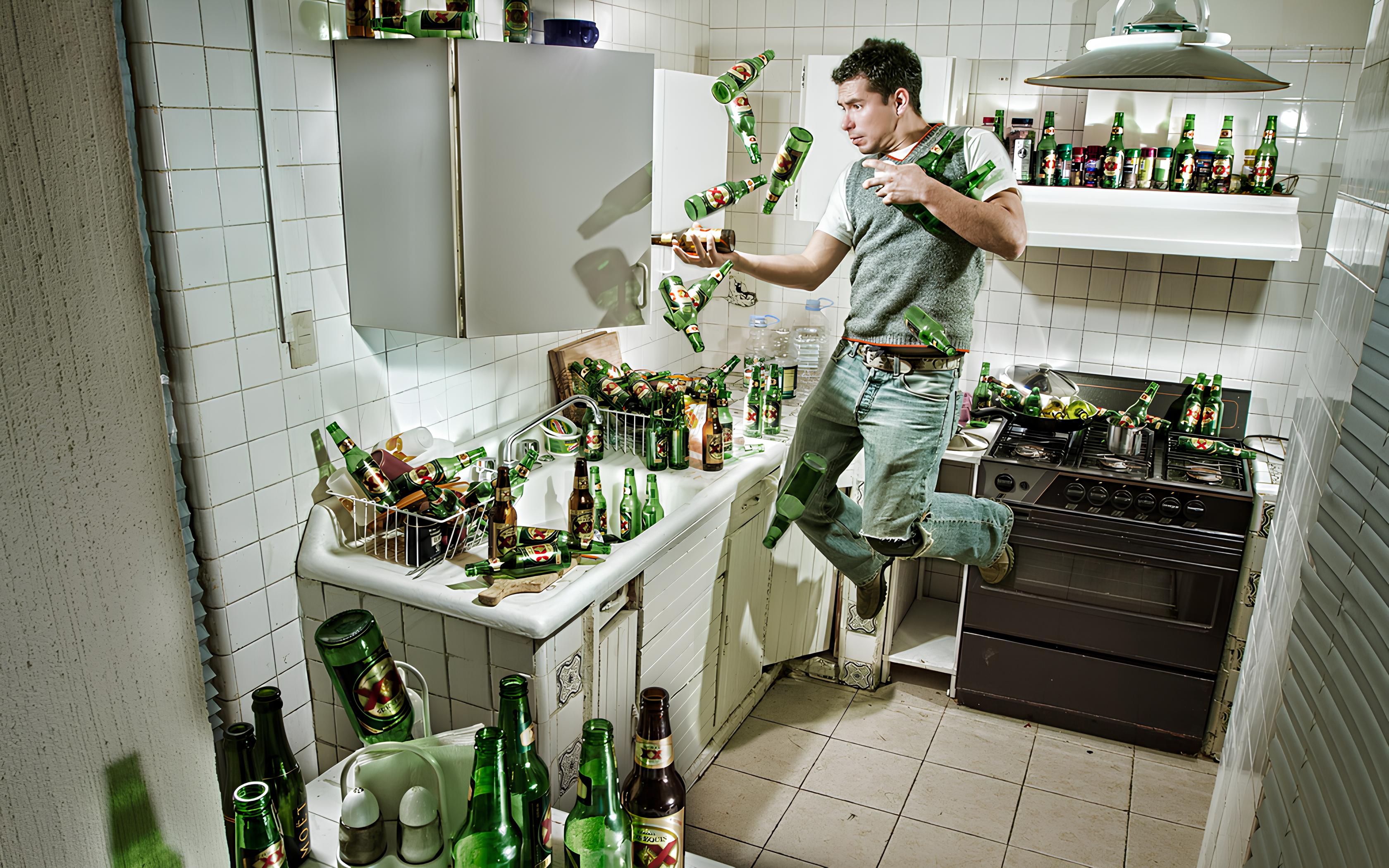 Free photo A beer drinker`s kitchen