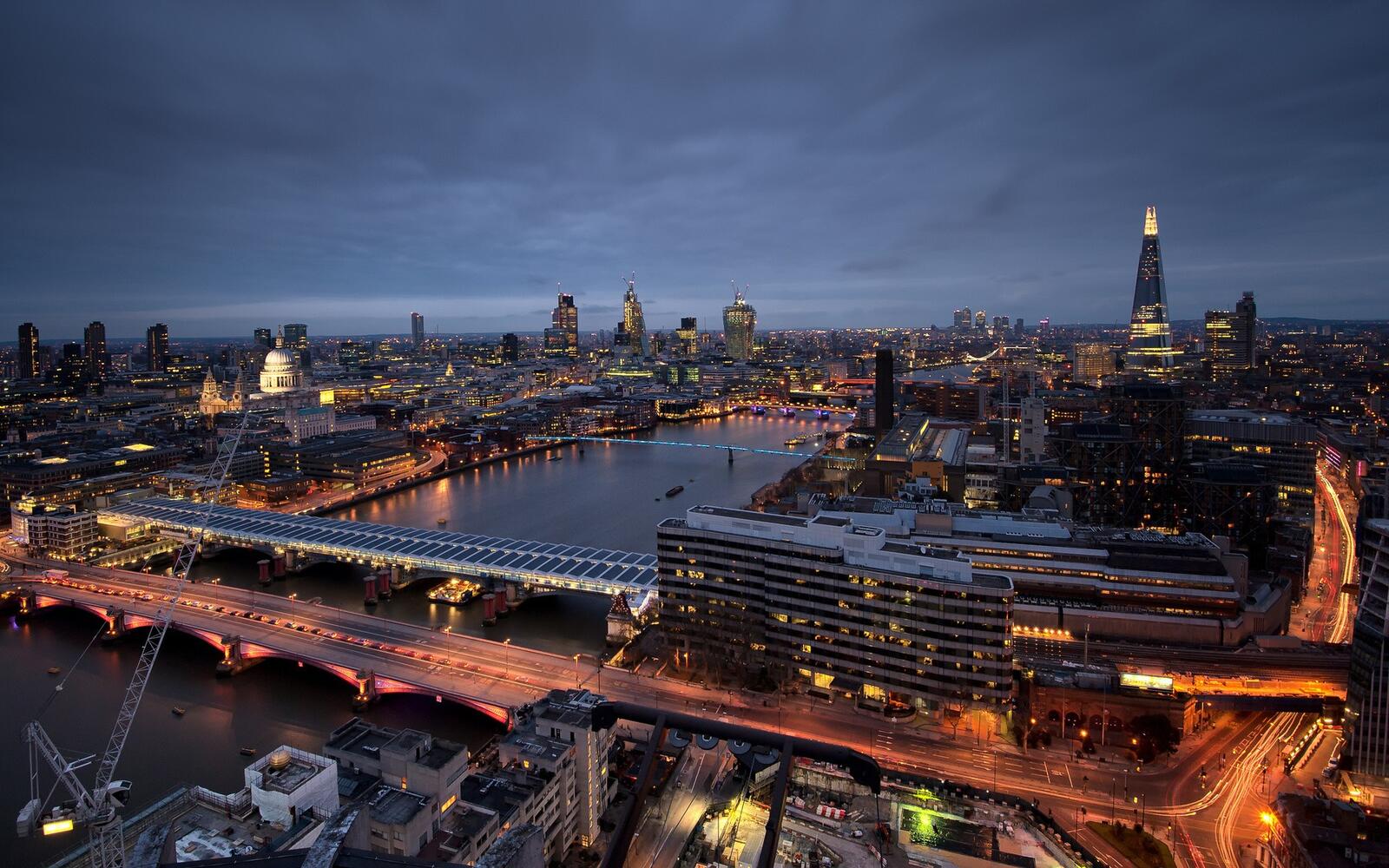 Wallpapers lights London city on the desktop