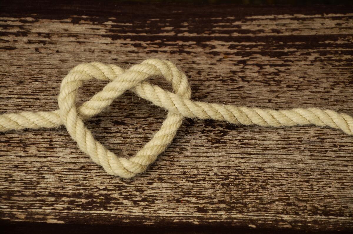 Heart-shaped rope