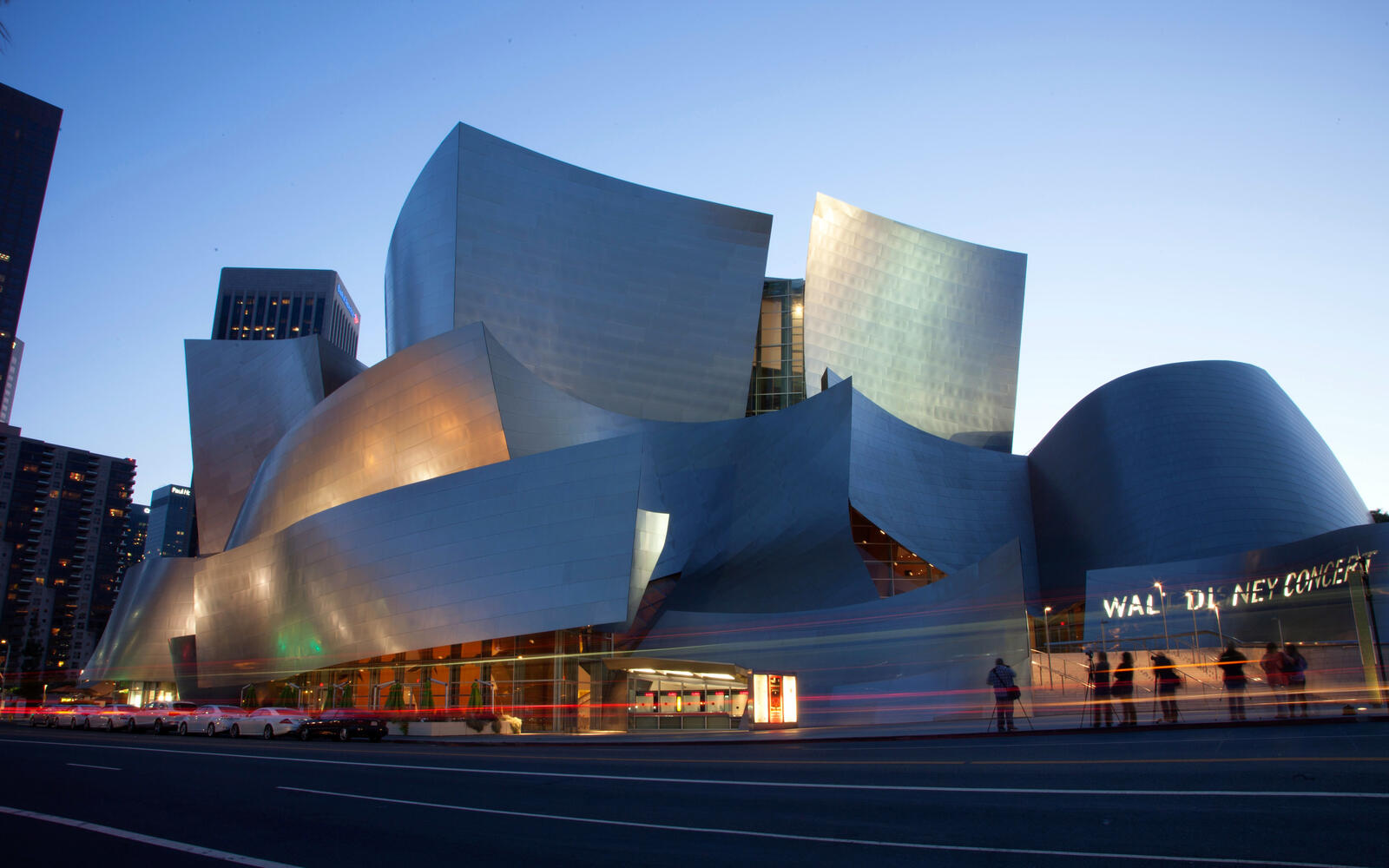 Бесплатное фото Здание концертного зала имени Уолта Диснея в Лос-Анджелесе