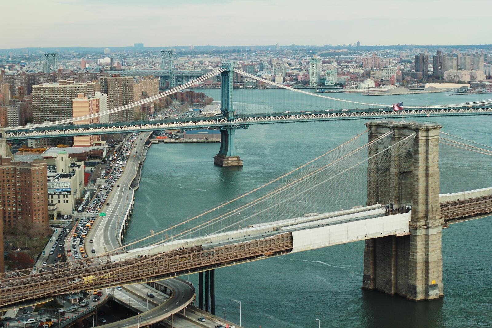 Сколько мостов в америке. Бруклинский мост. Висячий Бруклинский мост. Вантовый мост Нью Йорк. Мост в Америке Бруклинский.