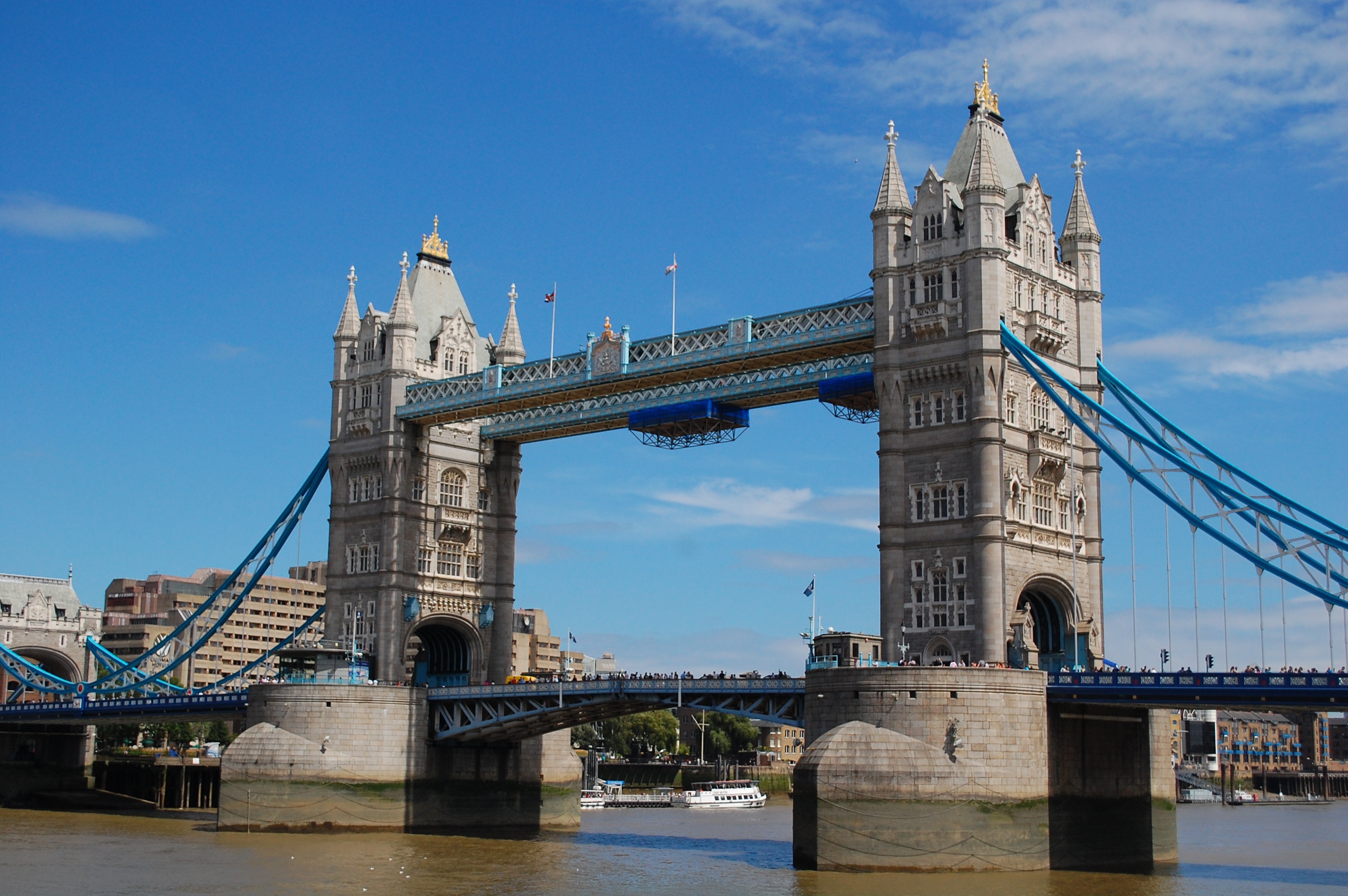 免费照片伦敦的一座古老吊桥