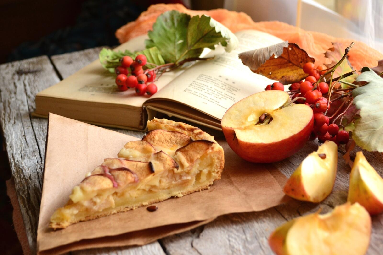 Бесплатное фото Кусочек яблочного пирога