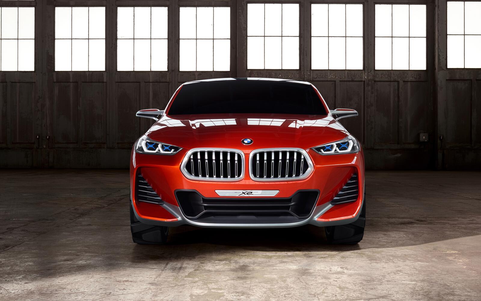 Free photo Bmw X2 face with lights on