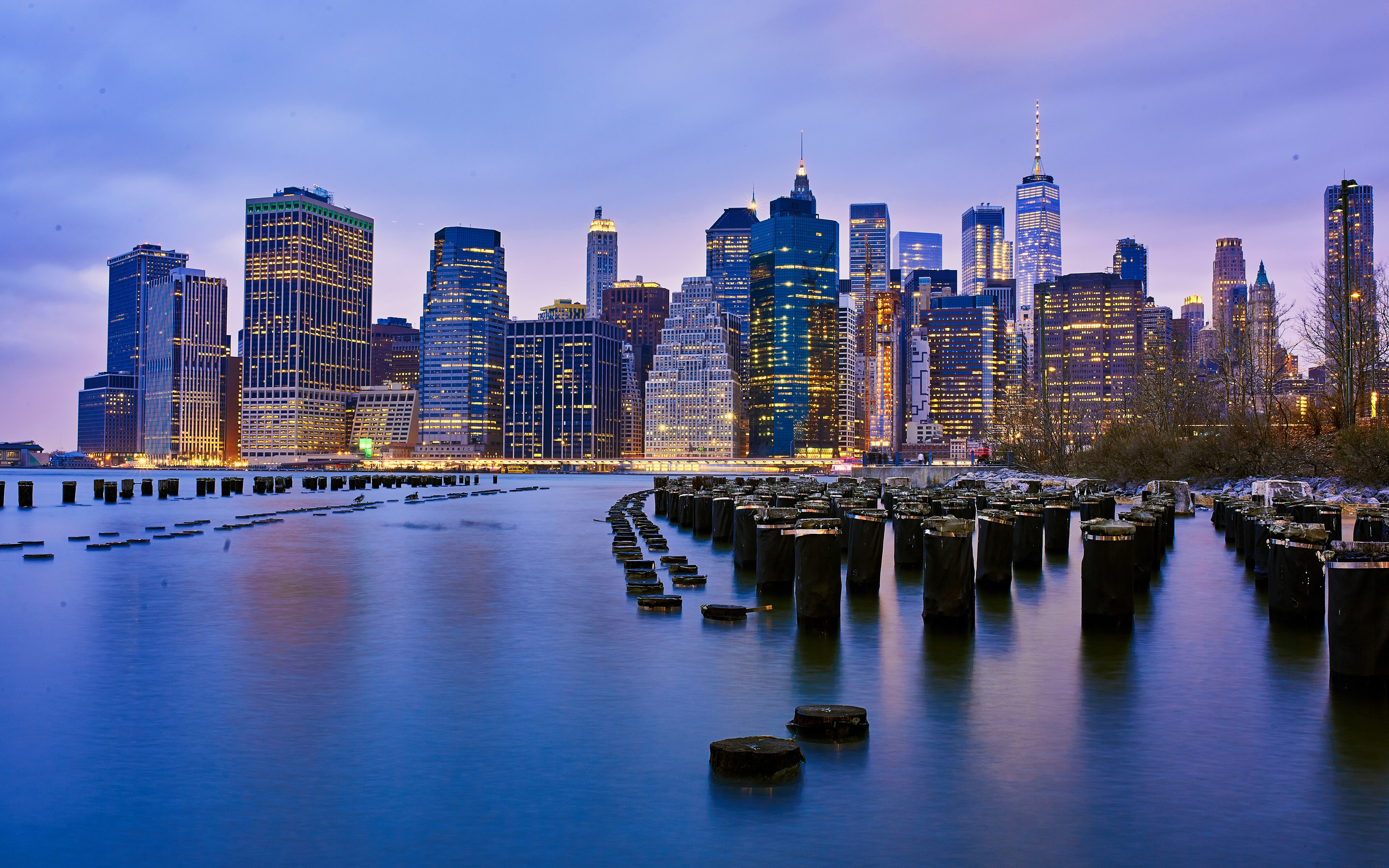 Бесплатное фото Ночной город США и Бруклинский мост