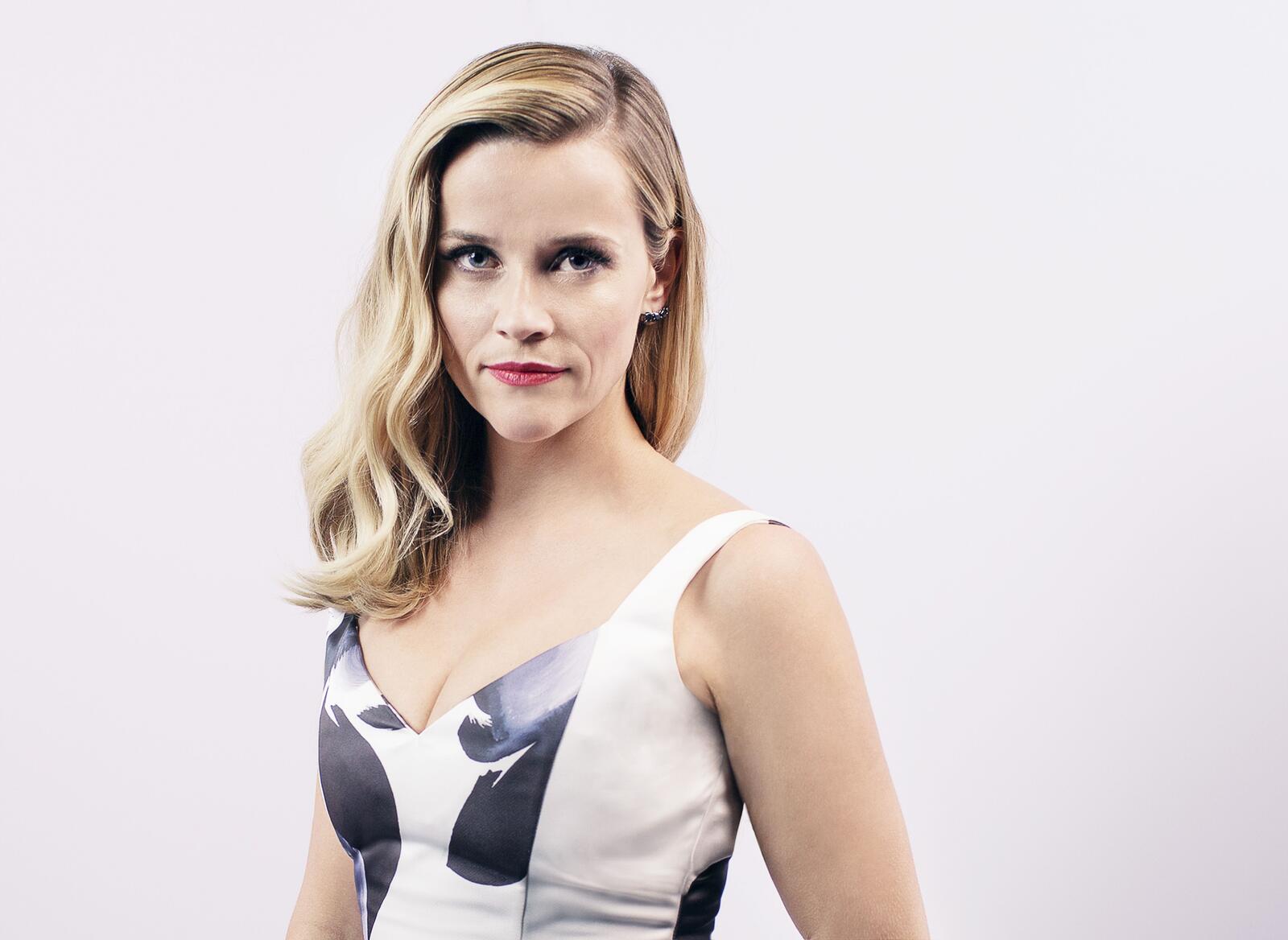 Free photo Reese Witherspoon`s picture on a white background