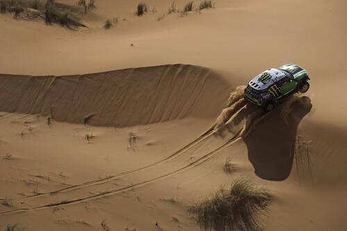 Rally in the desert in the heat of the sand