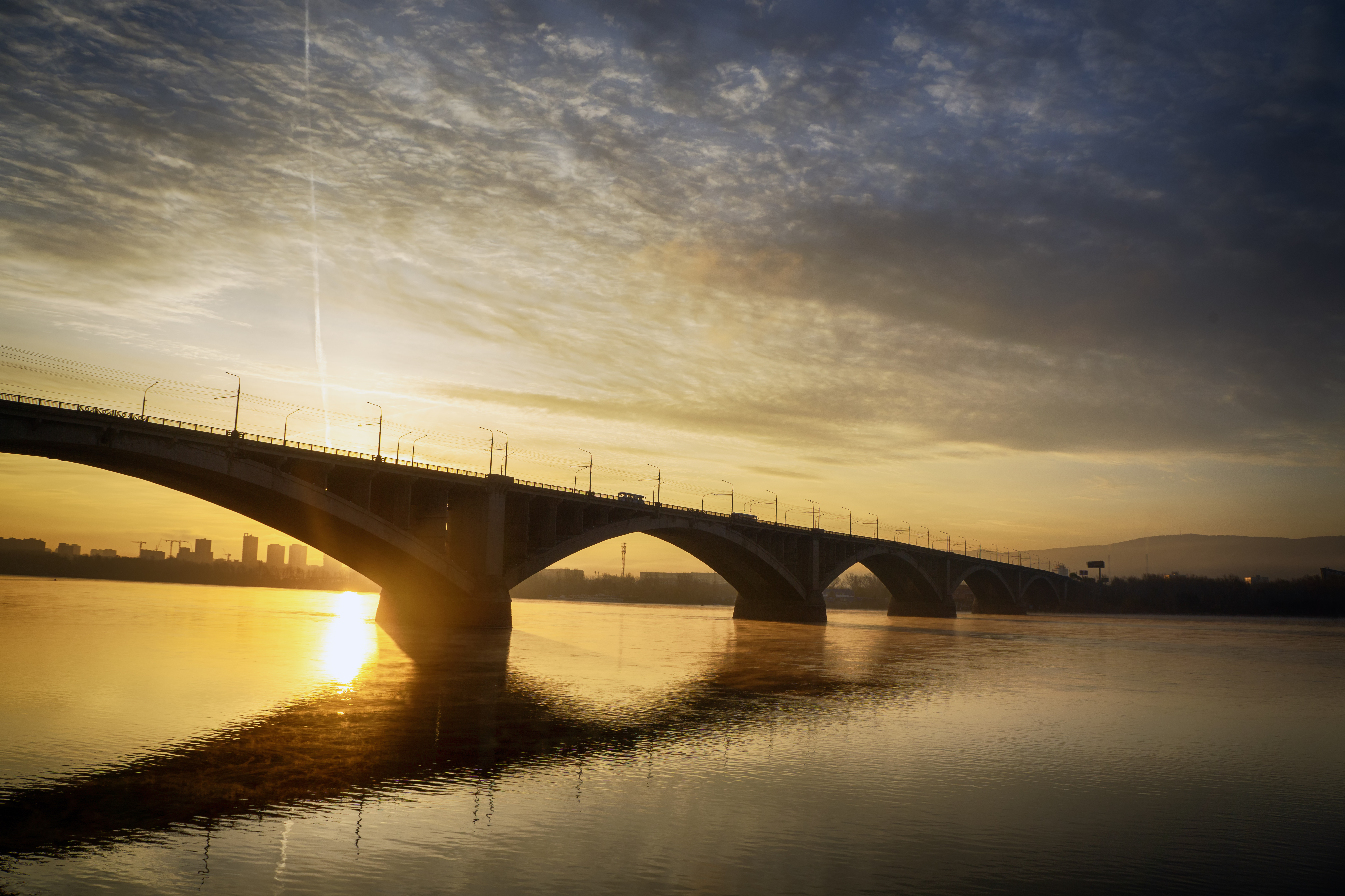 免费照片黎明时分的大桥