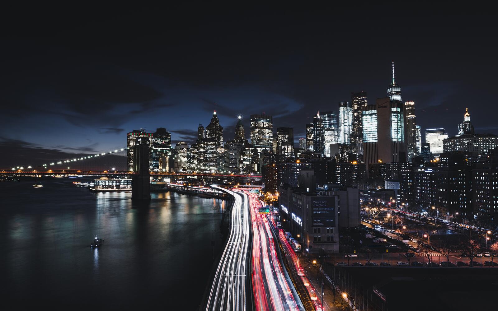 Бесплатное фото Улицы ночного Манхэттена