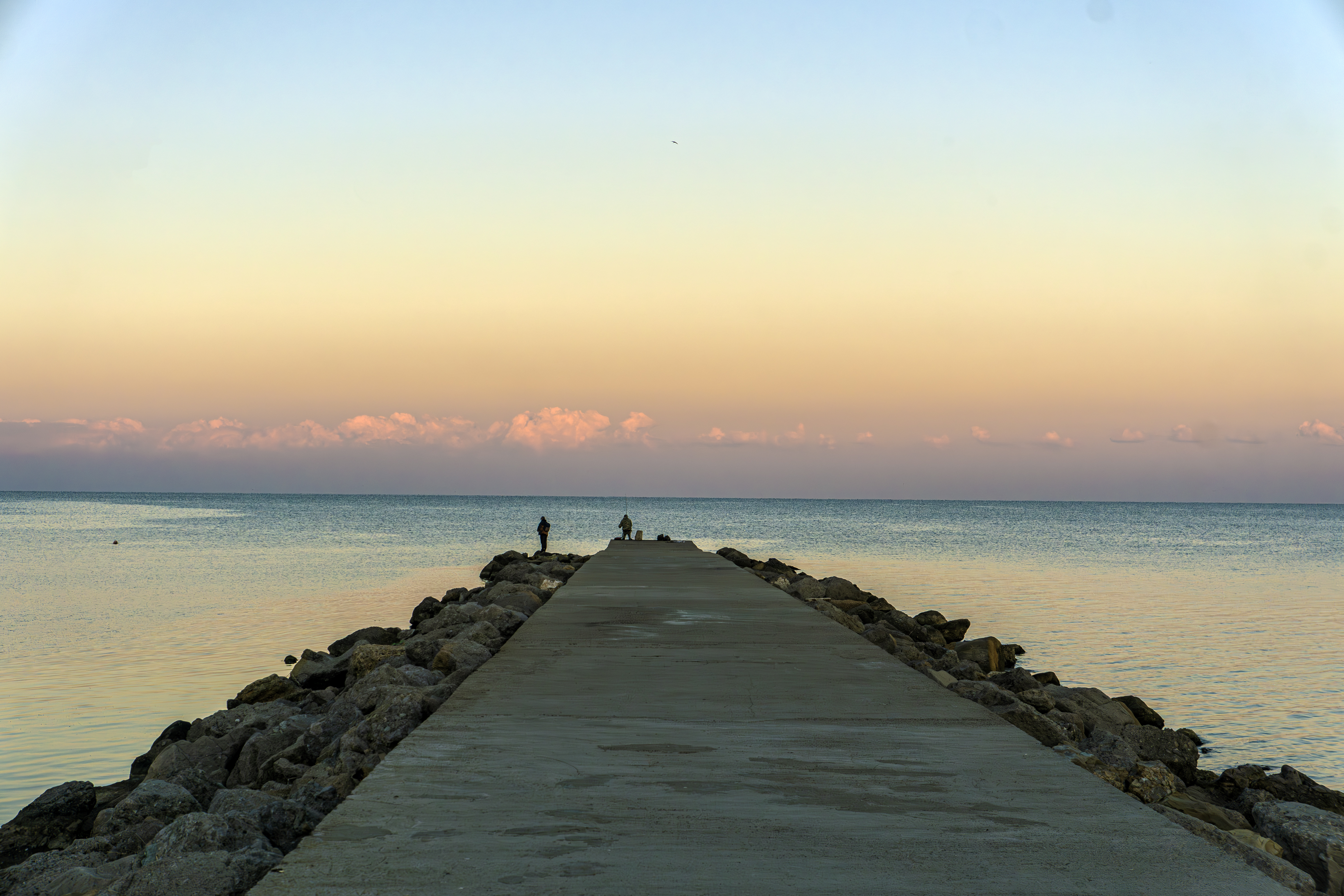 Free photo Fisherman`s pier at sunset