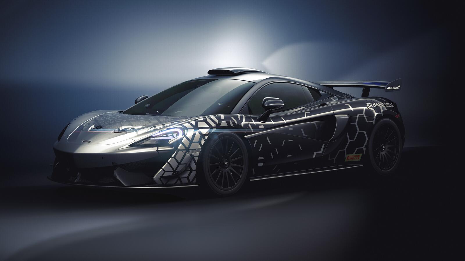 Free photo Mclaren 620r special edition with stickers